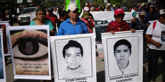 Mexique nouvelle manifestation des familles des 43 étudiants disparus